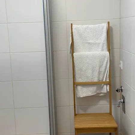 Near Main Train Station Appartement *