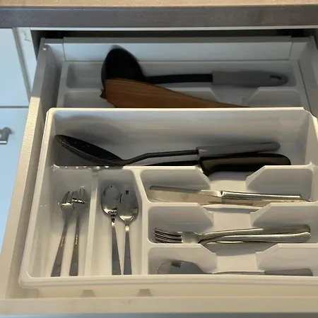 Near Main Train Station Appartamento *