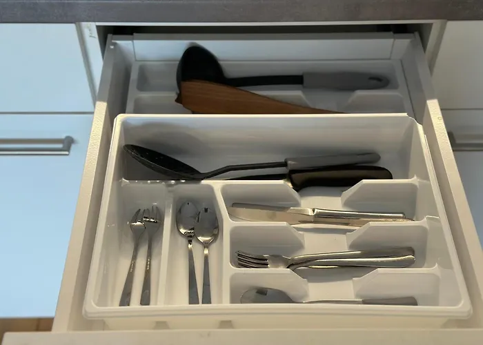 Near Main Train Station Διαμέρισμα *